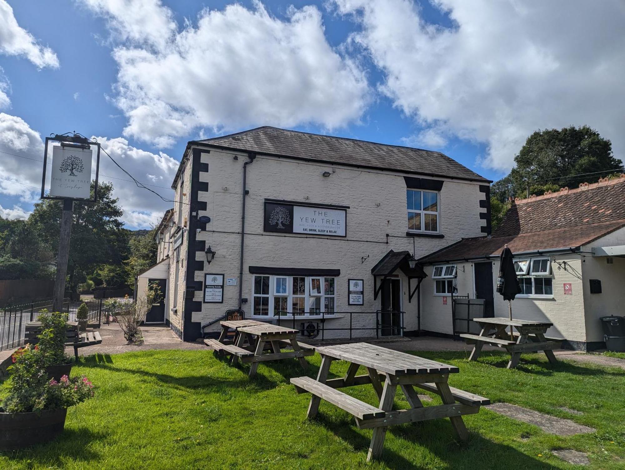 Motel The Yew Tree At Longhope Exterior foto
